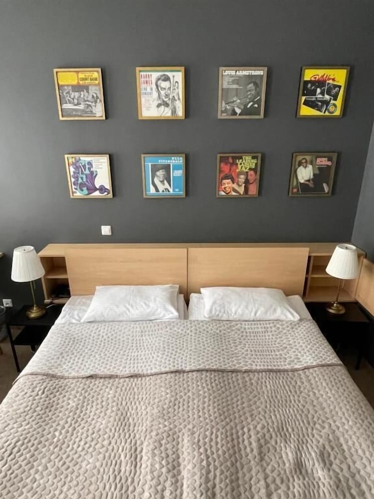 Standard Double or Twin Room - Photo 1