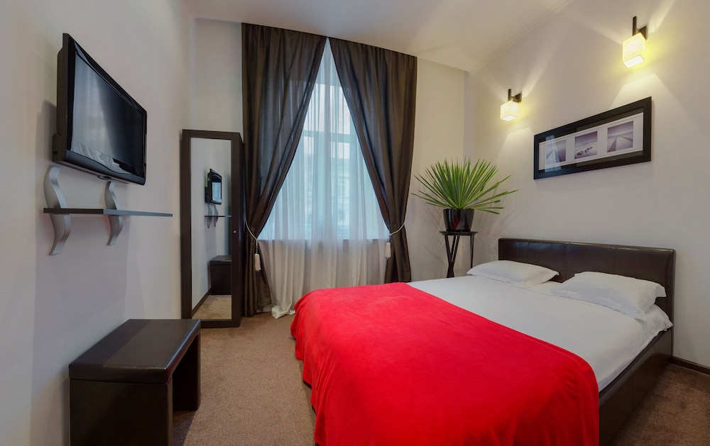 Superior Double room, Deribasovskaya view