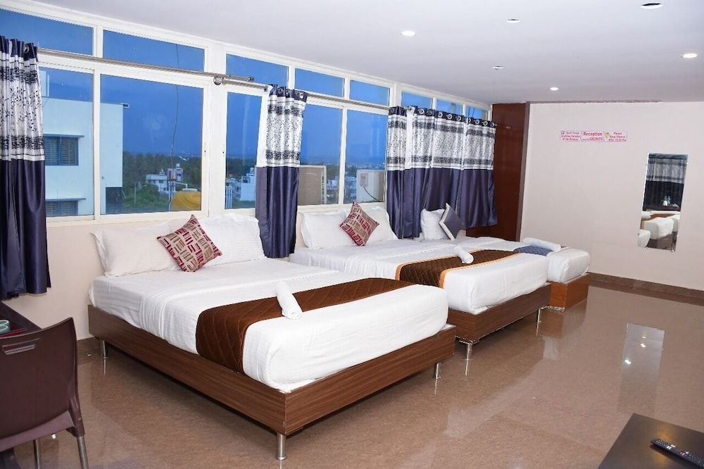 Family Quadruple Room, City View