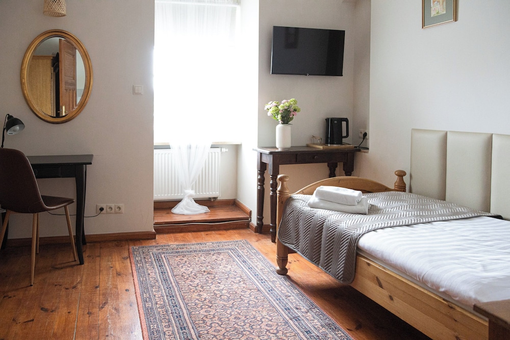 Basic Room photo 1