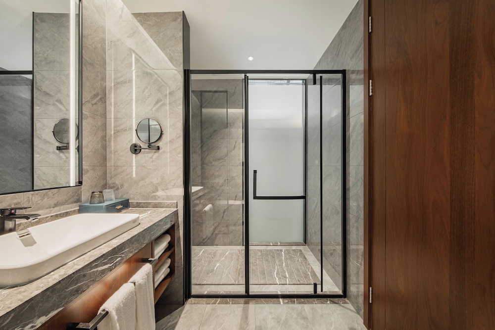 Basic Double Room, Garden View