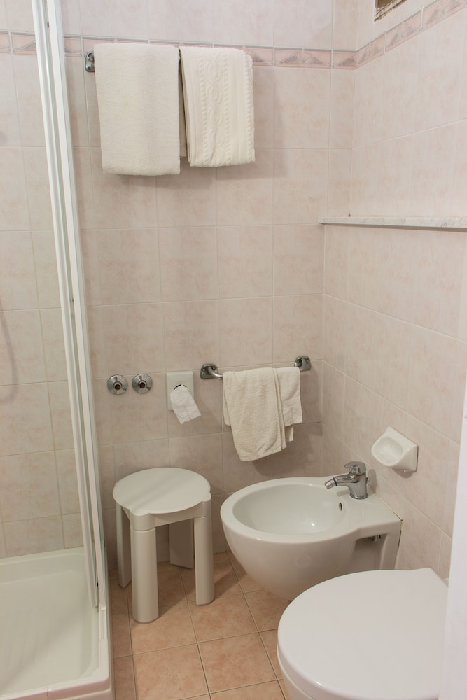 Quadruple Room photo 2