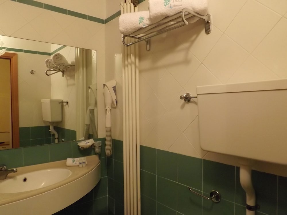 Classic Double Room, Balcony (2 hours Spa Access) photo 1