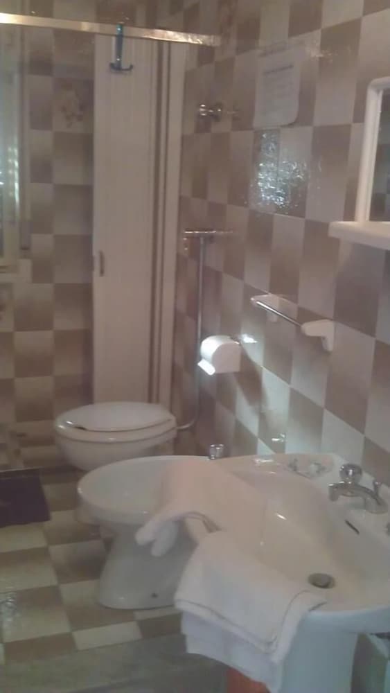 Deluxe Double Room, Balcony, Sea View photo 2