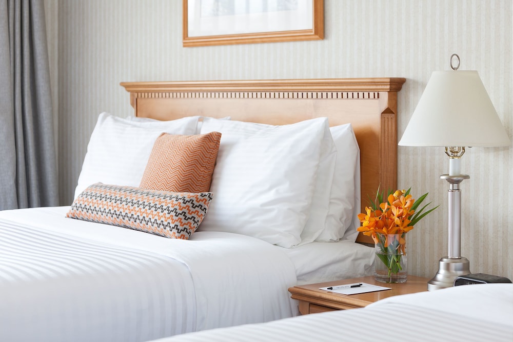 Deluxe Room, 2 Queen Beds (W/ Air Conditioning ) - Photo 4