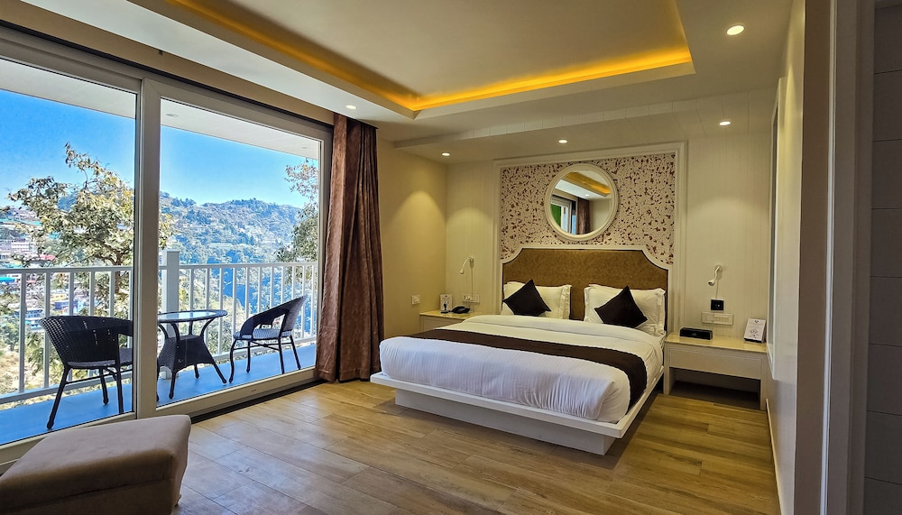 Deluxe Double Room, Balcony, Mountain View
