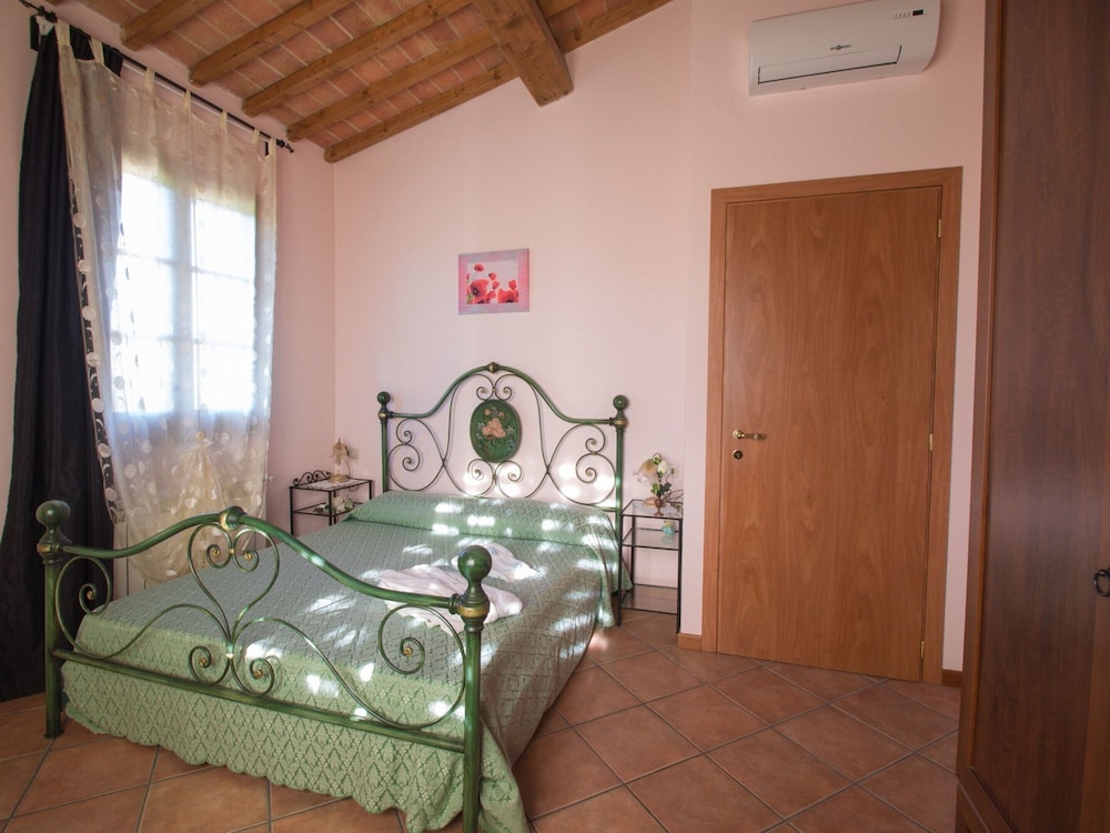 Elite House, Multiple Bedrooms