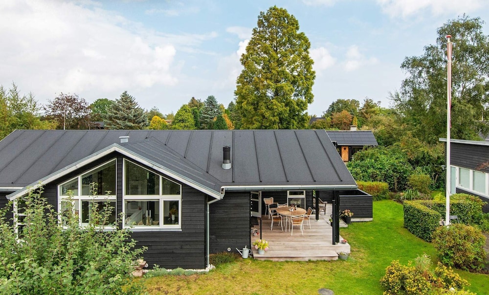 House photo 1
