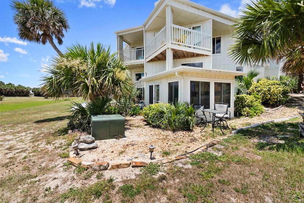 House, Private Bathroom, Golf View (Coral Cove) photo 2