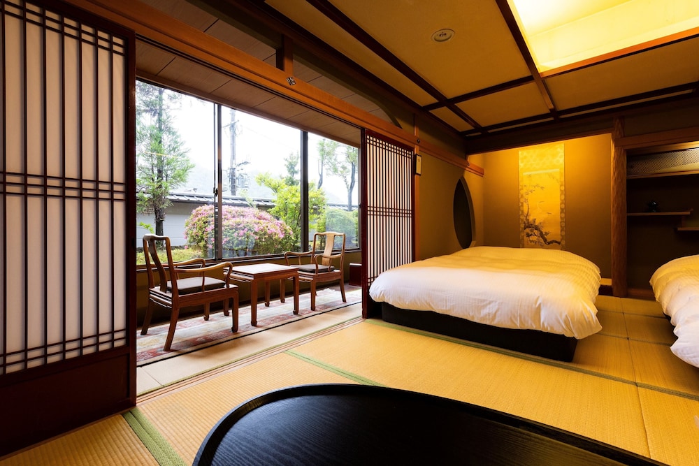 Double Bed Room with Toilet no Bath (12 Tatami Mats for 4 People), Non Smoking photo 2