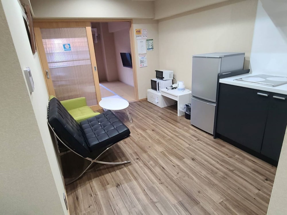 Basic Apartment, 1 Bedroom, Non Smoking - Photo 1