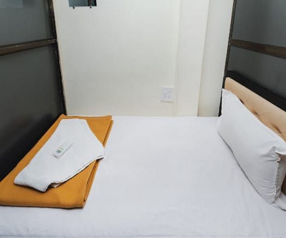 Basic Single Room