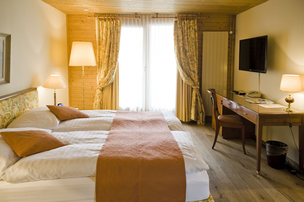 Superior Room (Jungfrau View) - Photo 1