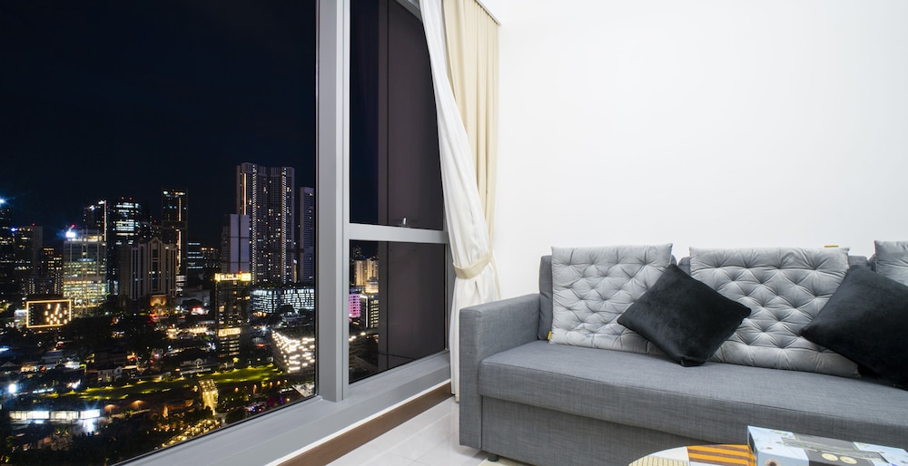 Deluxe one bedroom apartment (City View)