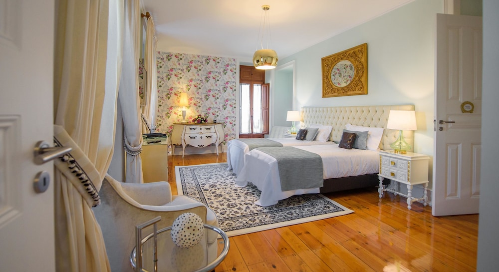 Chambre Supérieure Double ou avec lits jumeaux, vue jardin