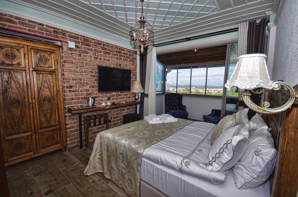 Deluxe Suite, Sea View photo 1
