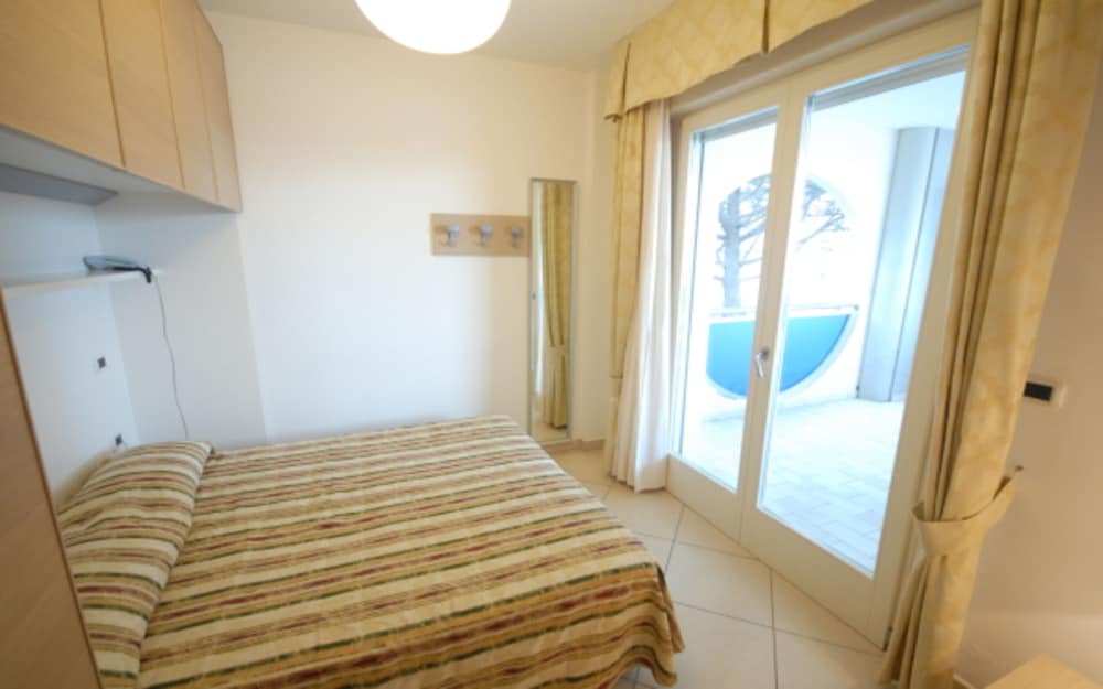 Apartment, 2 Bedrooms, Terrace