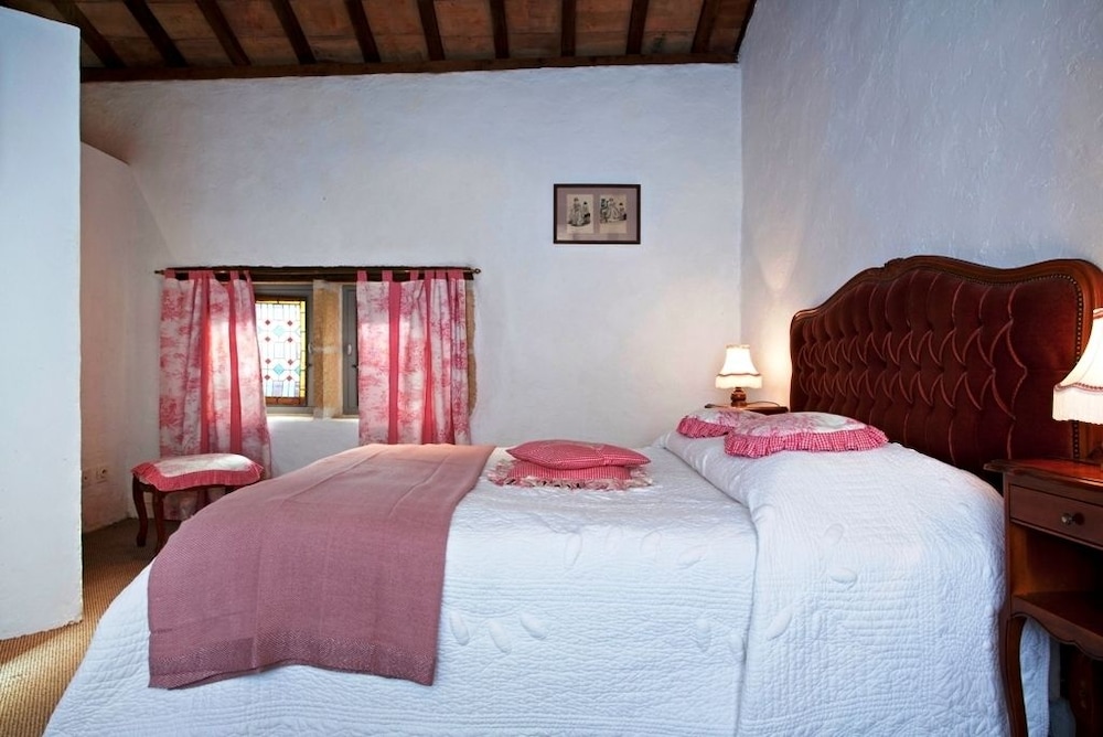 Standard Double or Twin Room, 1 Double or 2 Twin Beds photo 3