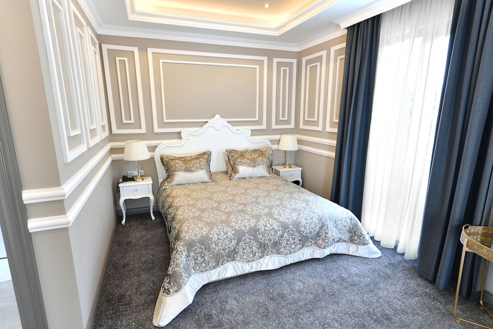 Superior Suite