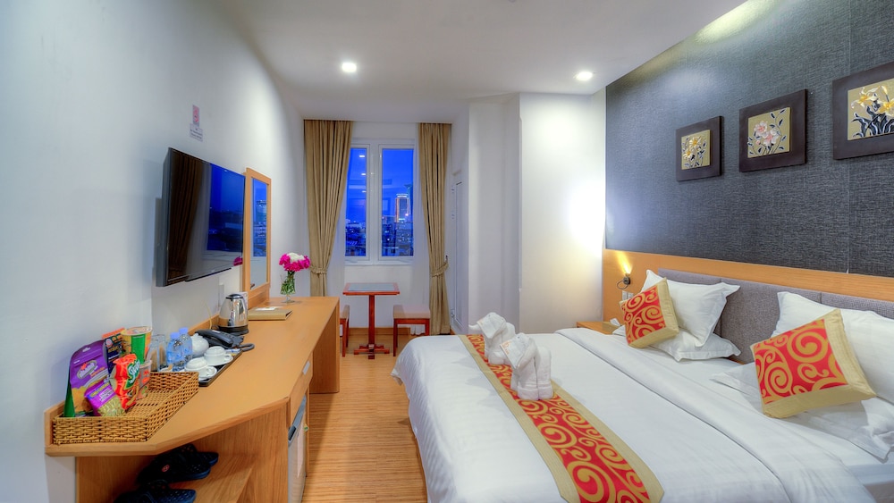 Superior Double Room, City View photo 1