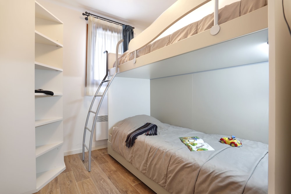 Classic Apartment (2 Chambres - 6 Personnes) - Photo 4