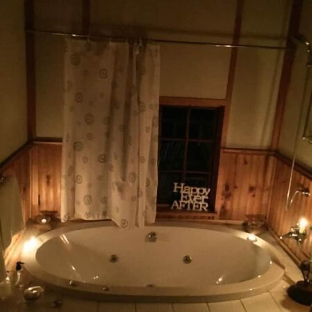 Honeymoon Tree House, 1 Bedroom (Tree House) photo 2