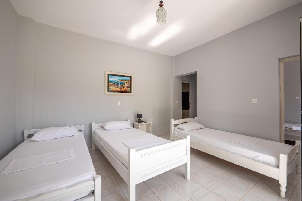 Room, 1 Bedroom, Garden View photo 3