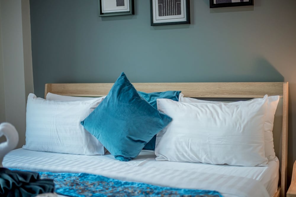 Riverside Deluxe Double Bed