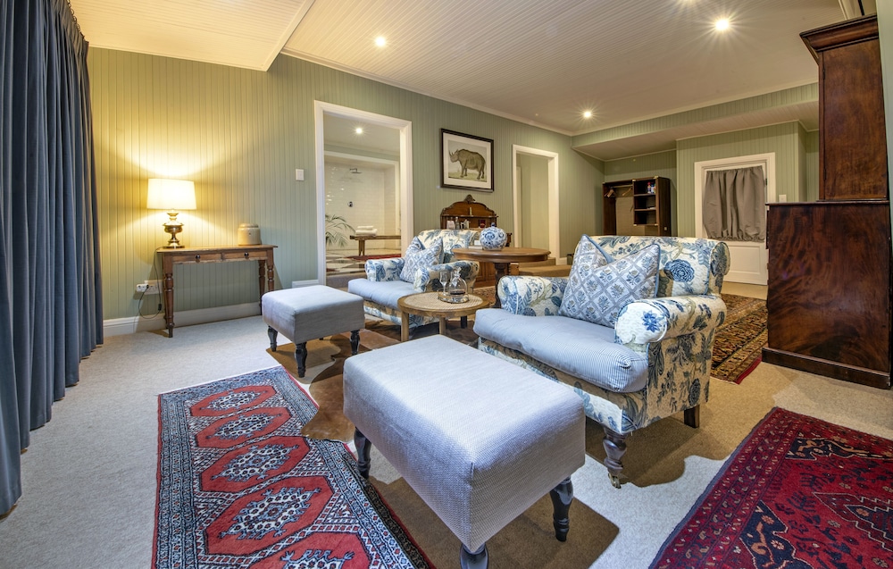 Luxury Studio Suite photo 3