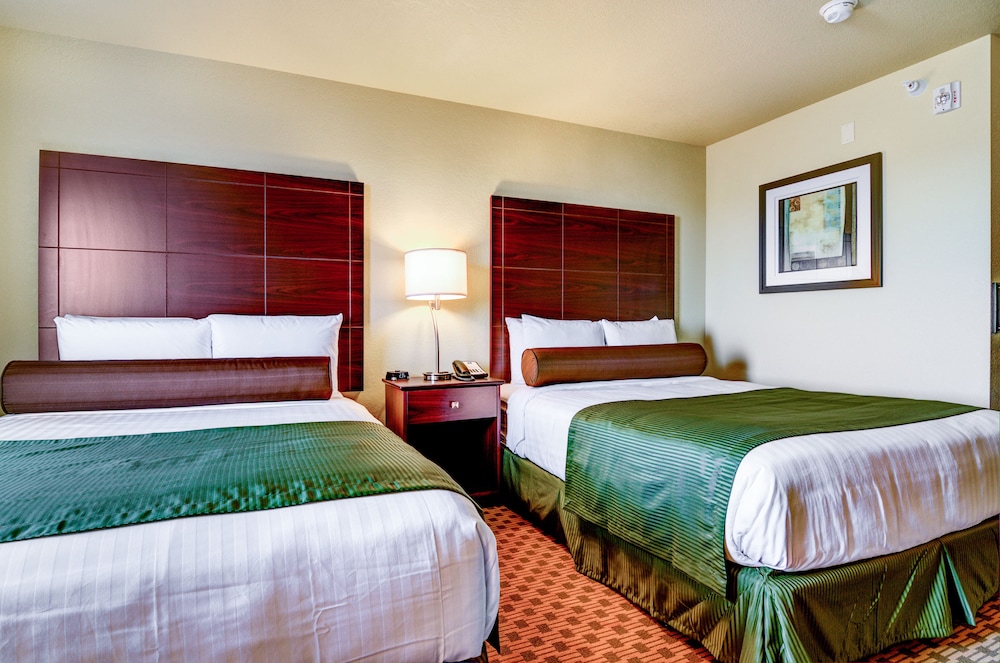 Room, 2 Queen Beds, Accessible Benched Tub, Non Smoking