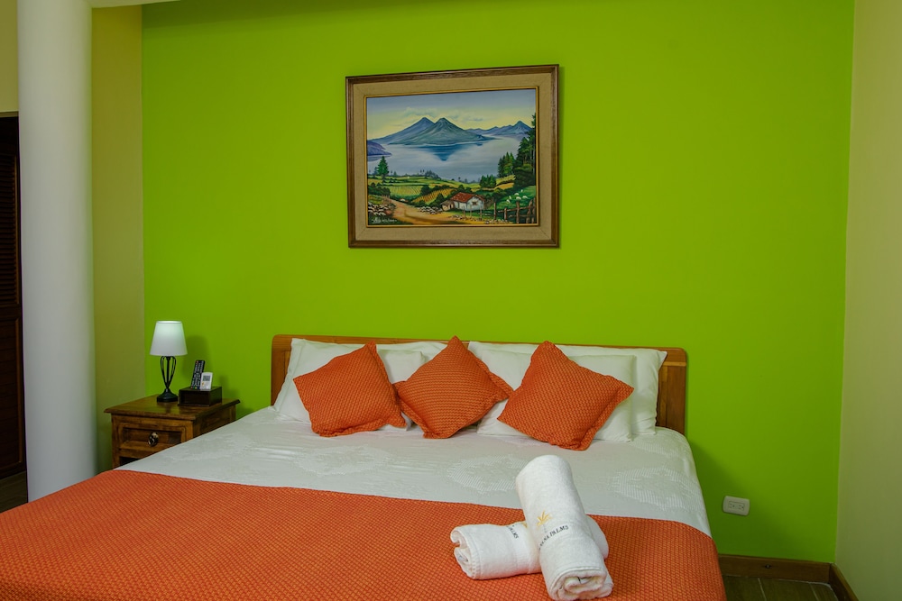 Executive Room, 1 King Bed, Lake View photo 1