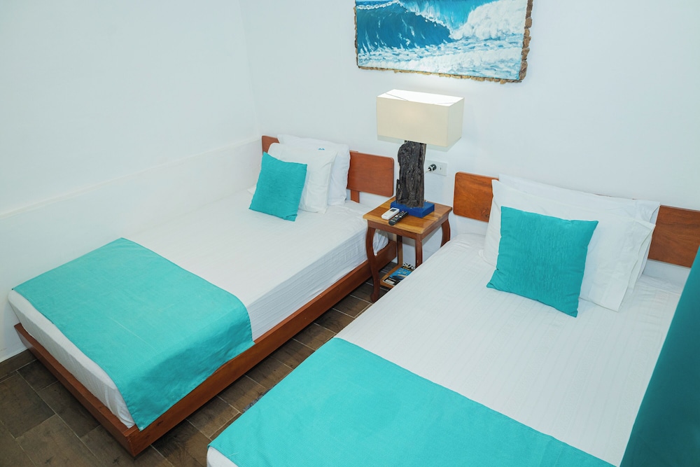 Coral Room photo 2