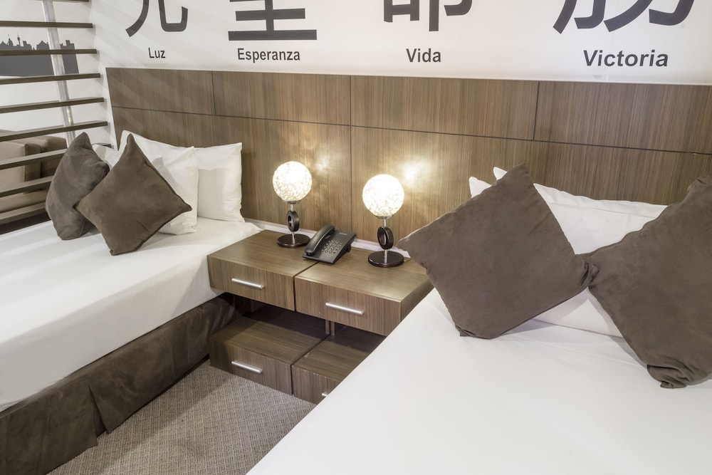 Standard Room, 2 Twin Beds photo 3