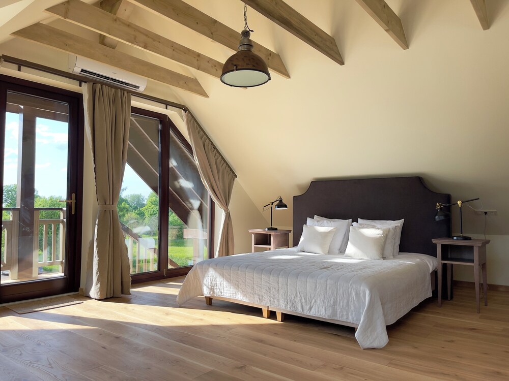 Romantic Suite, 1 Bedroom, Non Smoking, Balcony photo 1