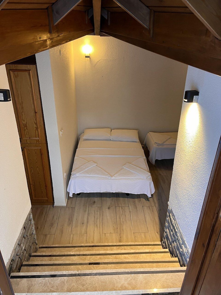 Standard Apartment photo 2