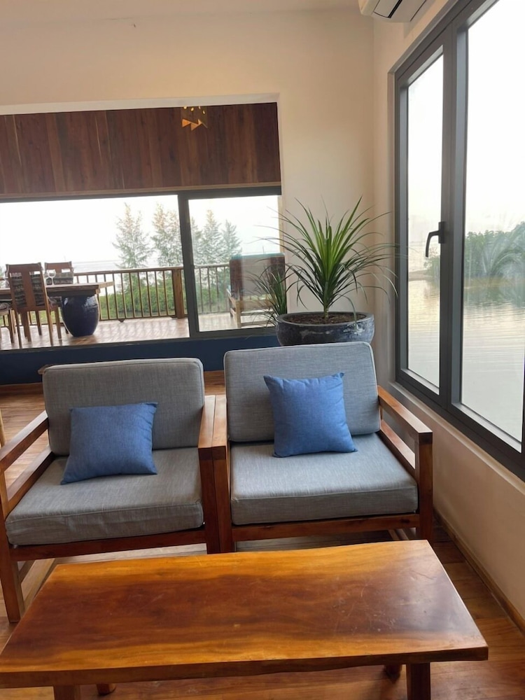 Panoramic Triple Room photo 3