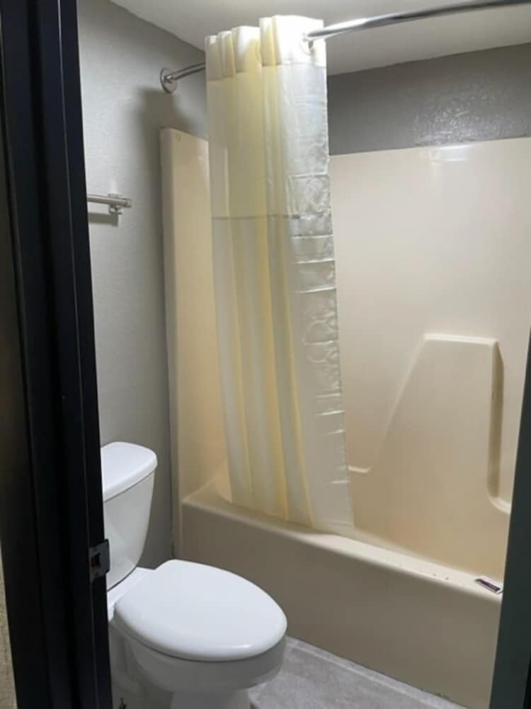 Deluxe Room, 2 Bedrooms, Non Smoking (Non Pet Friendly) photo 2