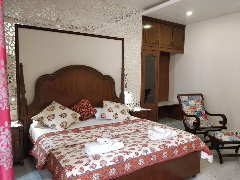 Super Deluxe Room - Photo 27