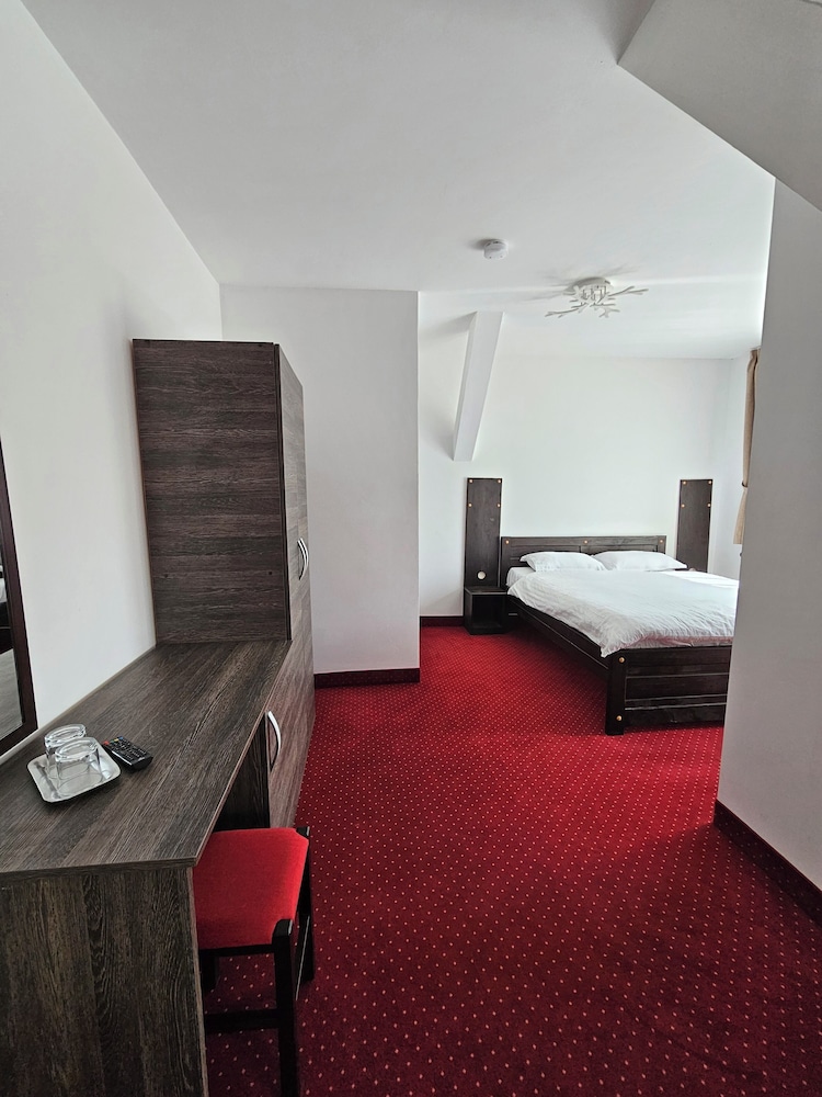 Comfort Studio Suite, Balcony, Mountain View photo 1