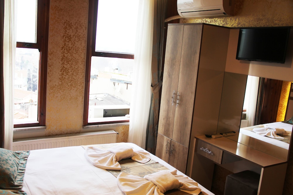 Economy Double Room photo 2