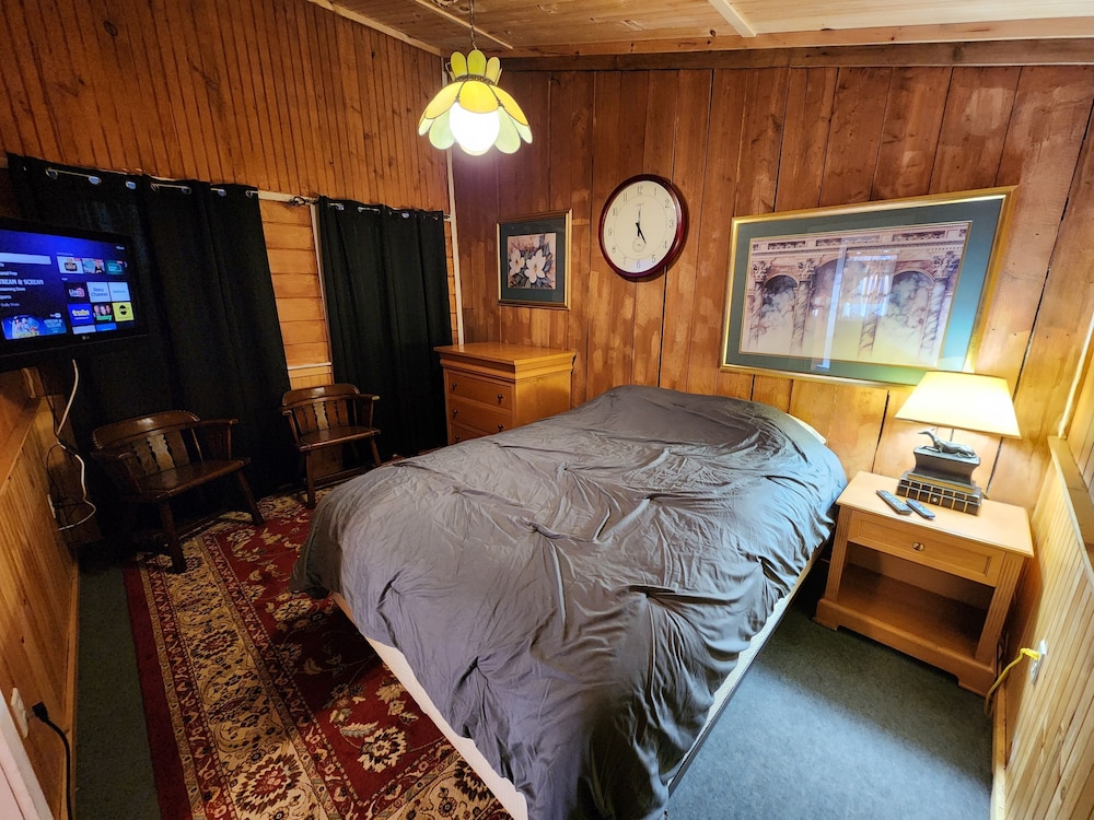 Standard Cabin photo 1