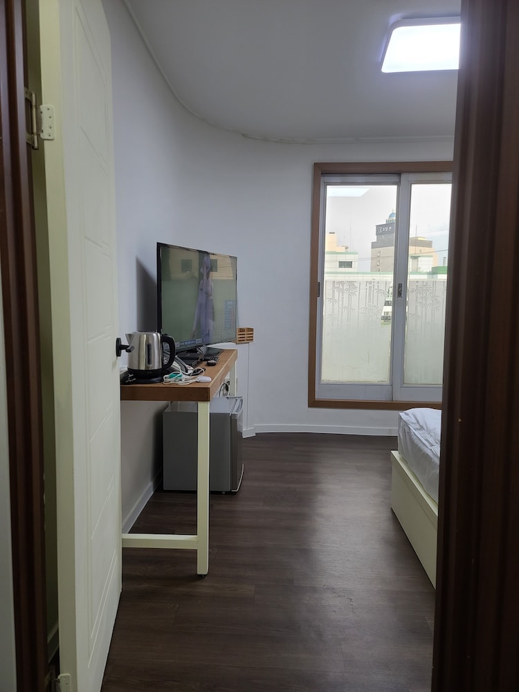 Standard Single Room photo 3