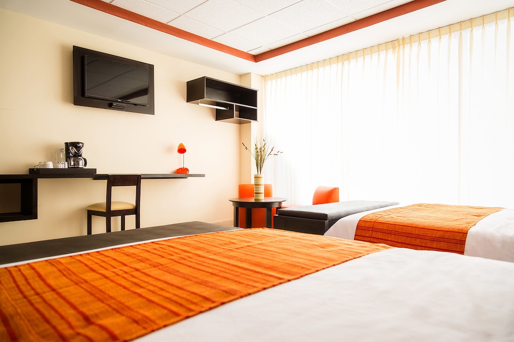 Junior Suite, 2 Double Beds photo 2