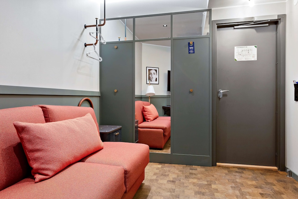 Family Room, Multiple Beds, Non Smoking