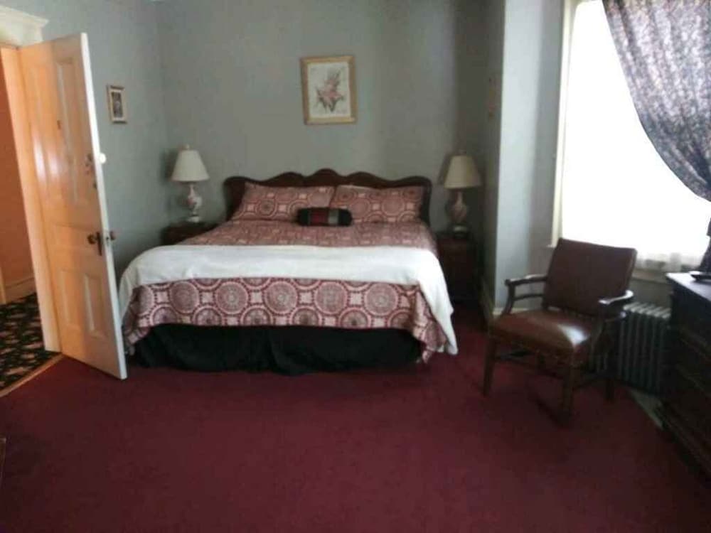 Standard Room, Multiple Beds, Non Smoking (2) photo 3