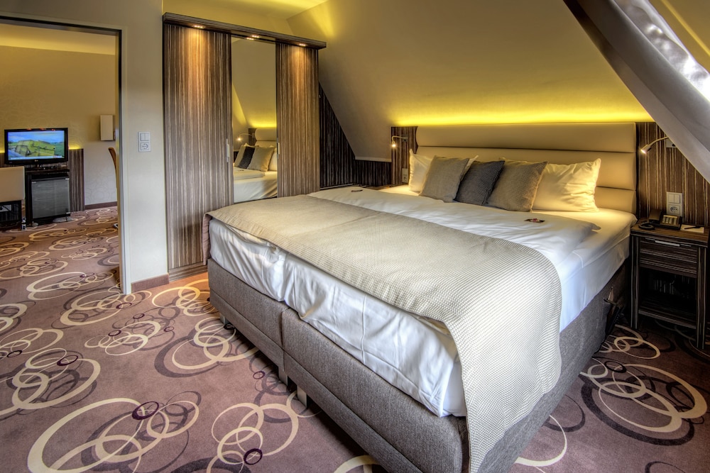 Royal Room
