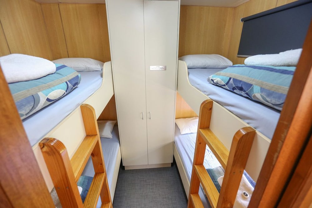 Family Unit 6 Berth photo 1
