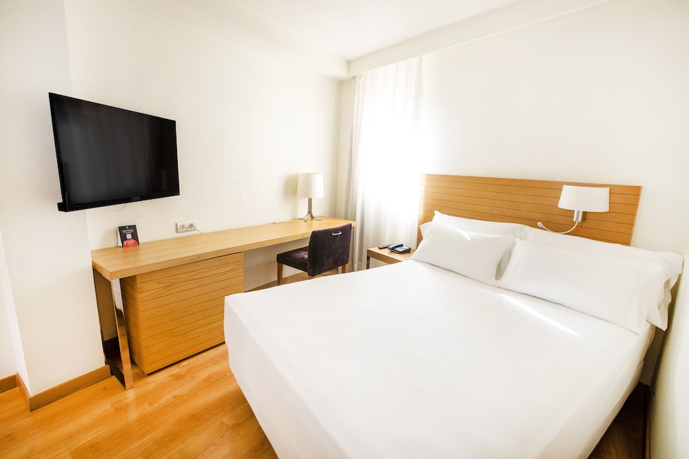 Basic Double Room