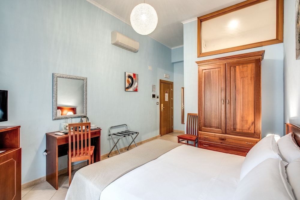 Double Room photo 3