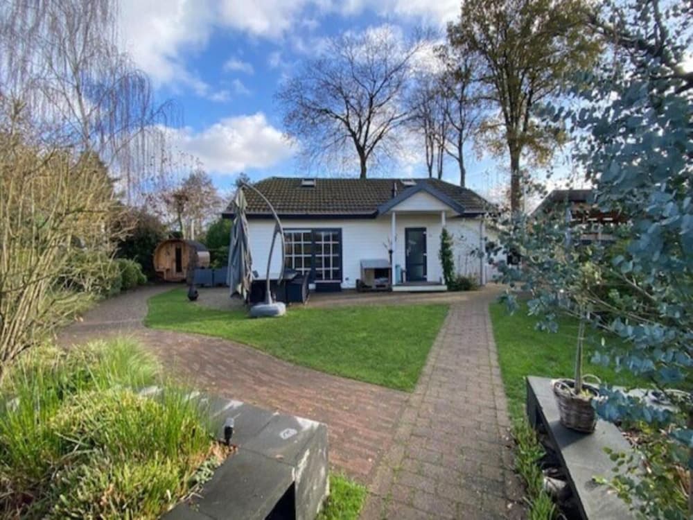 House photo 3